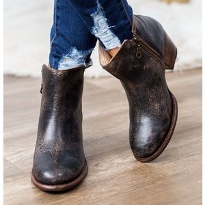 Bed Stu Women’s Size 10 distressed ankle boot